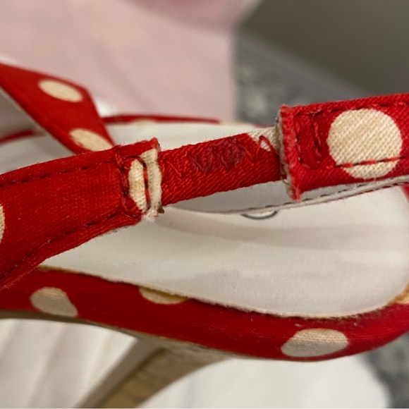 NWOBox Size 8 Wild Diva Platform Open Toed and Ankle Strap - Picture 6 of 9